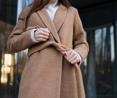 Manteau d'hiver : laine ou cachemire, comment faire le bon choix ?